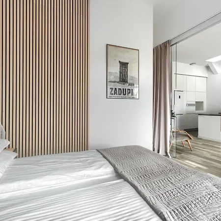 Z 1 Sypialnia I Balkonem 1899 By Platinum Stettino